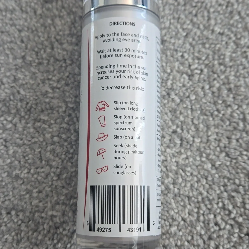 MD Healthy Skin Lab Protect Tinted Moisturizer With Hyaluronic Acid SPF 50 - Picture 5 of 6